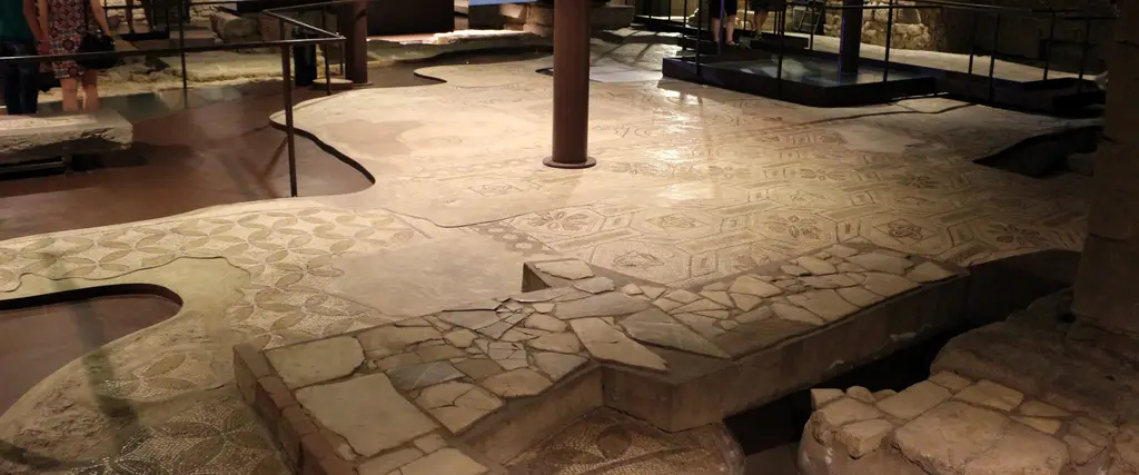Cripta di S. Reparata (interno Cattedrale)