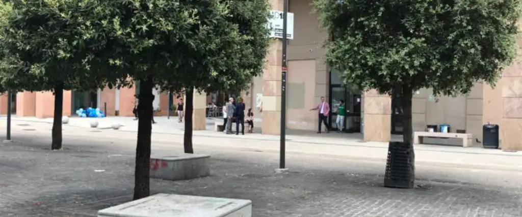 piazza ugo di toscana