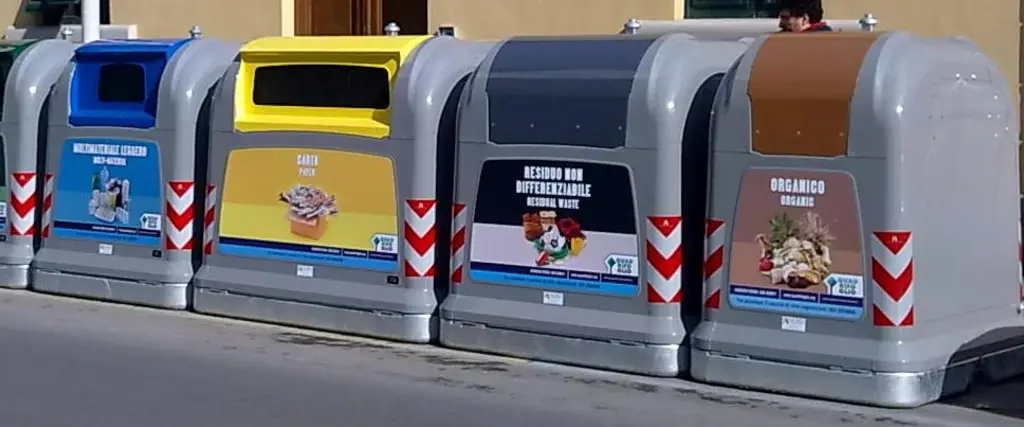 nuovi cassonetti fuori terra