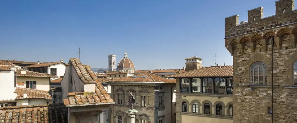 Vista su Via Tornabuoni Vista su Via Tornabuoni
