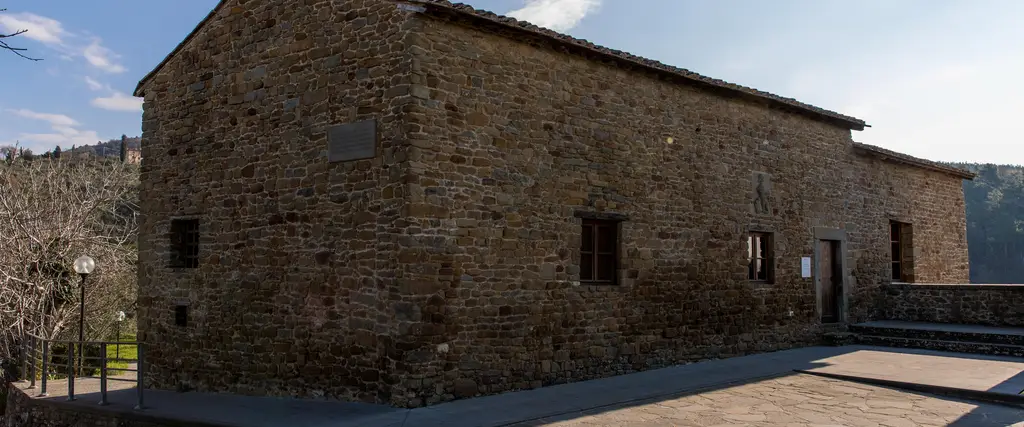 Esterno Casa natale di Leonardo