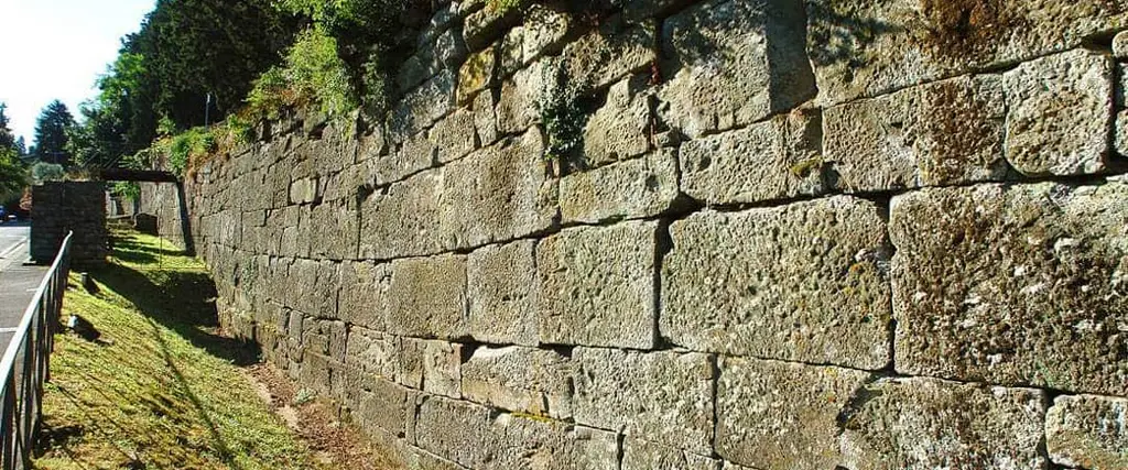 Mura etrusche di Fiesole