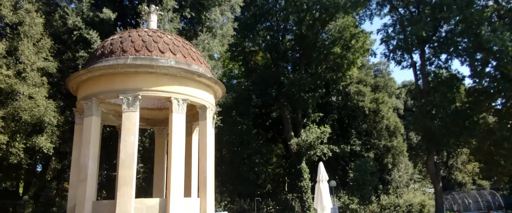 Le pavoniere