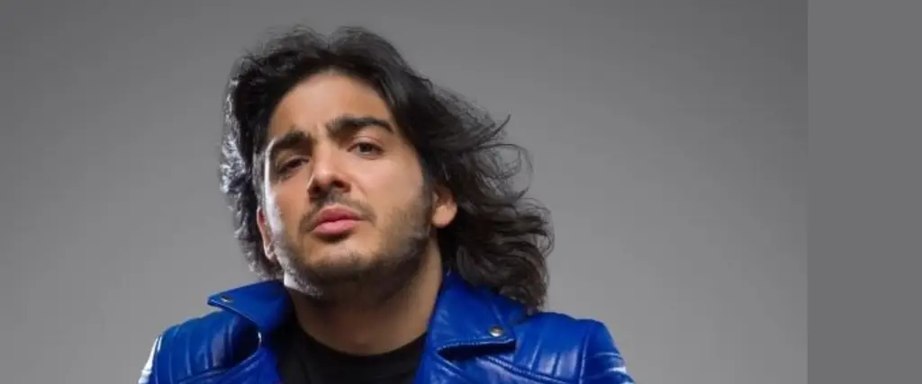 Anche meno | Max Angioni