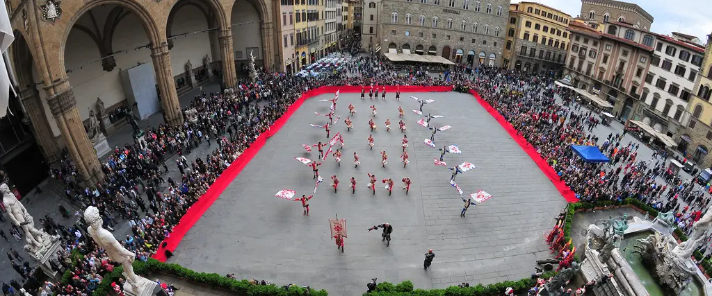 Bandierai_Corteo_storico