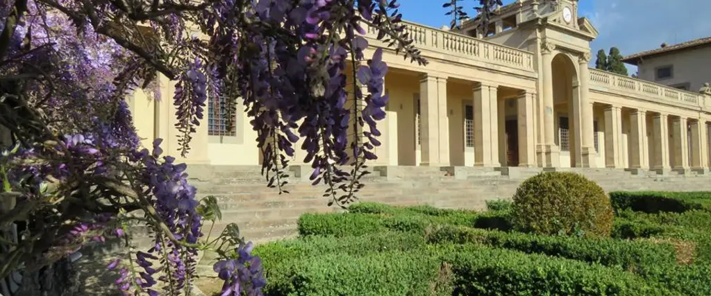villa caruso