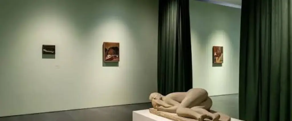 McKinney_Museo900