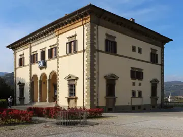 Villa di Poggio Reale