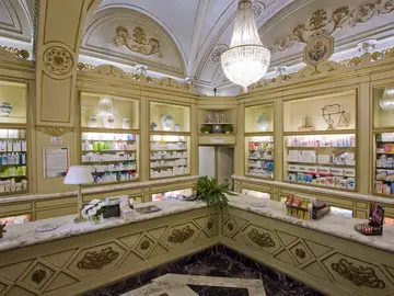Farmacia Molteni