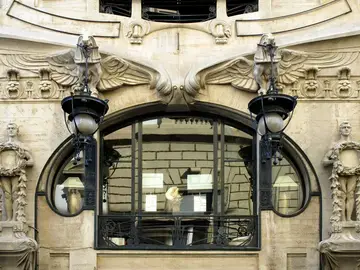 Facciata superiore Galleria Vichi