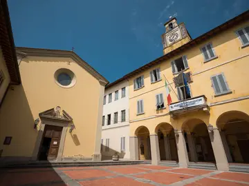 Palazzo comunale e Chiesa di Sant'Alessandro, Incisa