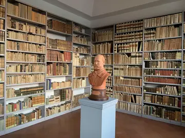 Biblioteca Comunale Vallesiana