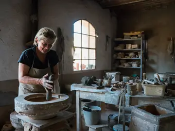 Impruneta - lavorazione della terracotta