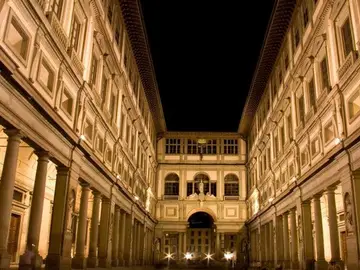 Loggiato degli Uffizi