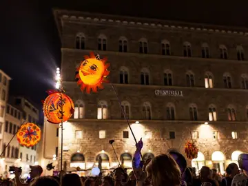 rificolona in piazza Signoria
