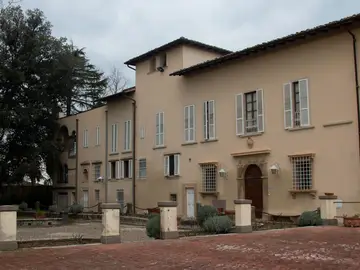 Facciata del castello di Coiano