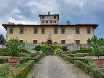 villa-petraia-primavera