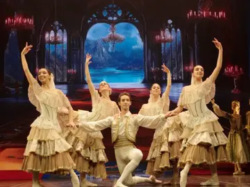 una scena di ballo