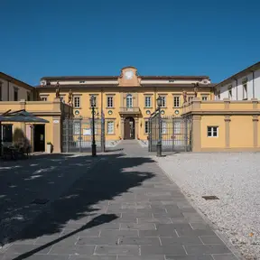 la villa, ora Biblioteca Ragionieri