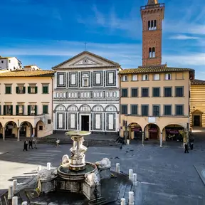 Piazza Farinata degli Uberti
