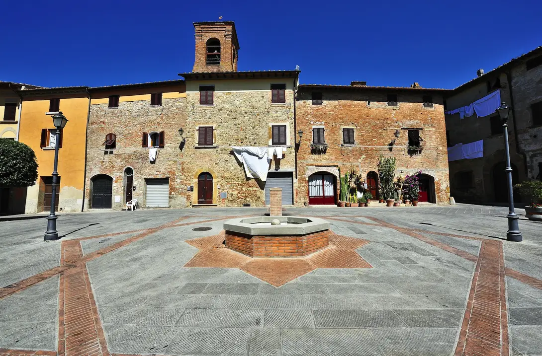 Piazza del castello