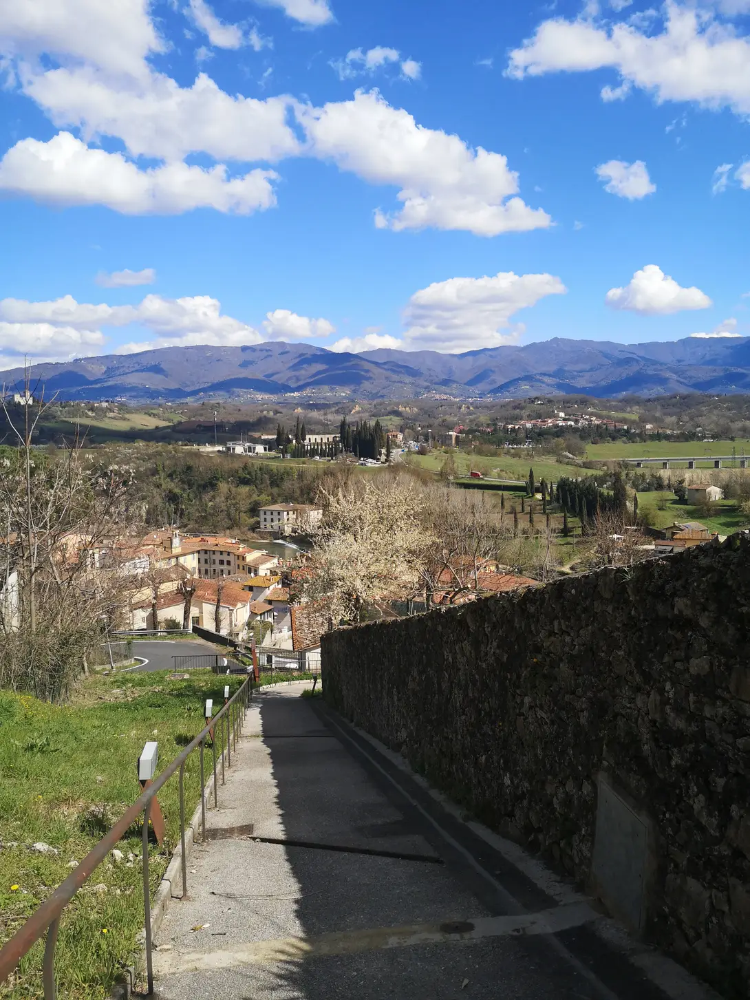 Via del Castello
