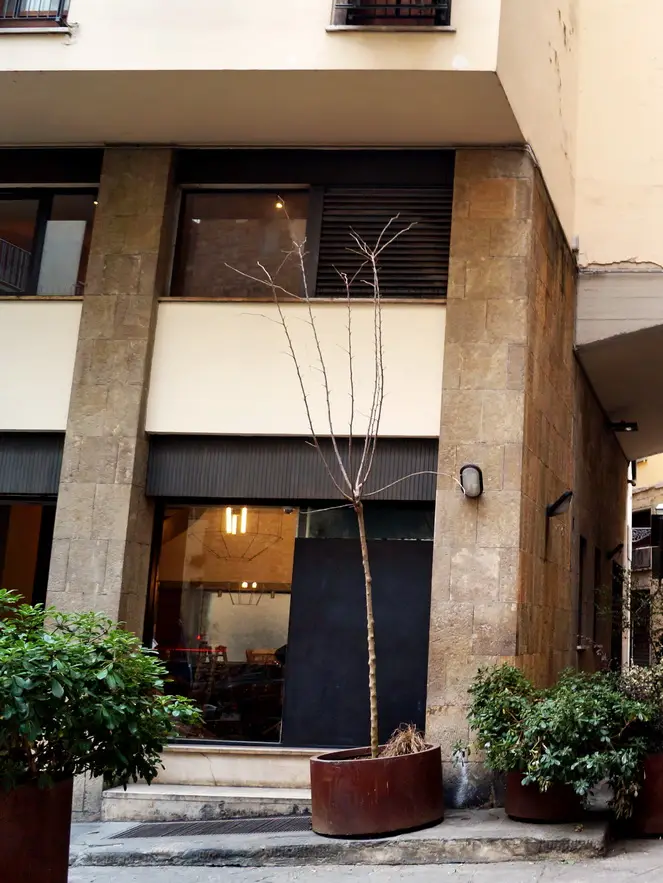 La Ditta Artigianale in via dello Sprone 5r, cortile interno