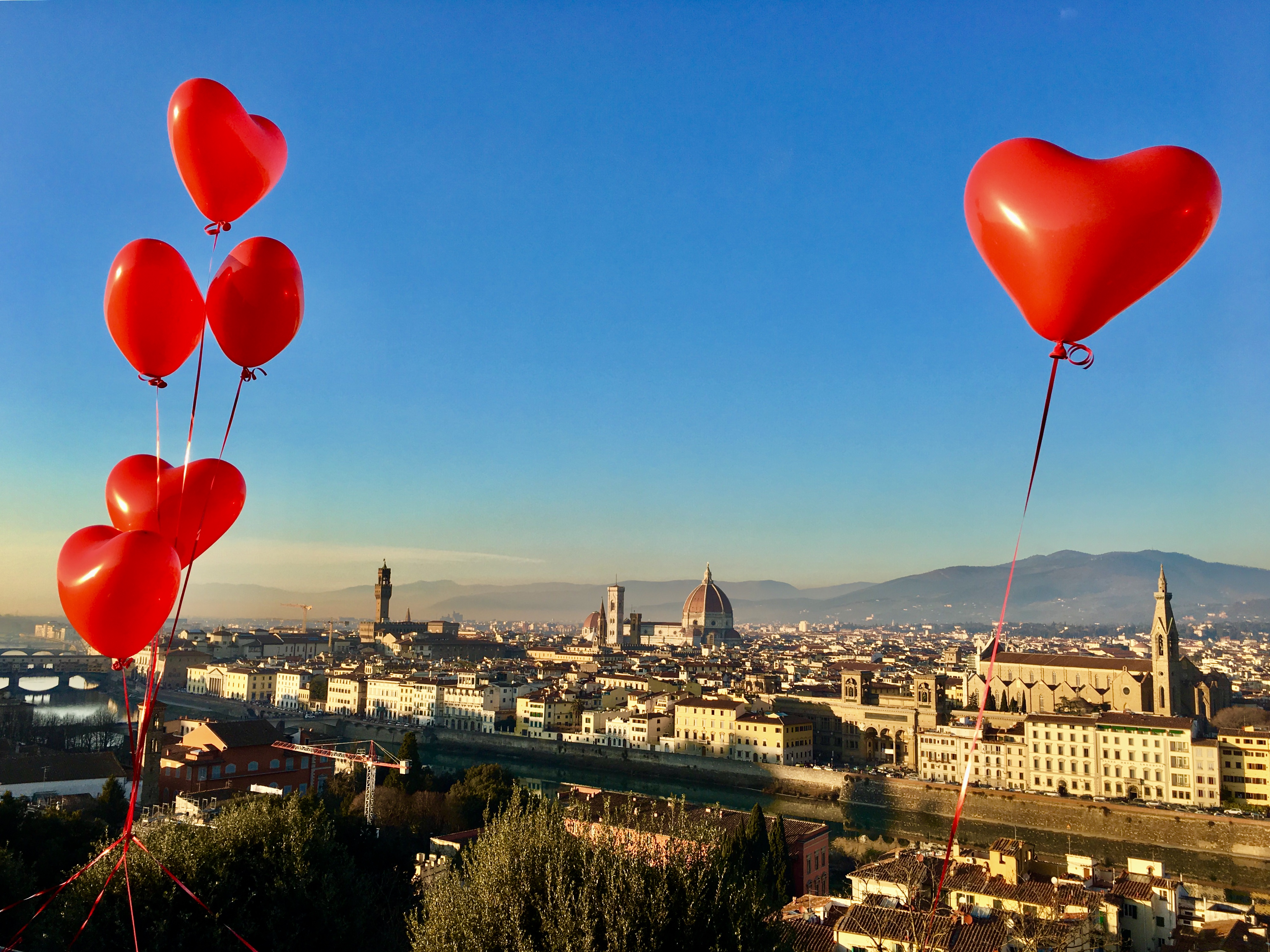 Piazzale Michelangelo - ballons rouges