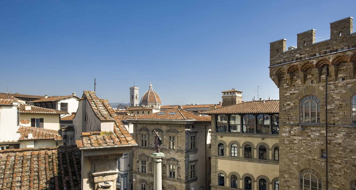 Vista su Via Tornabuoni