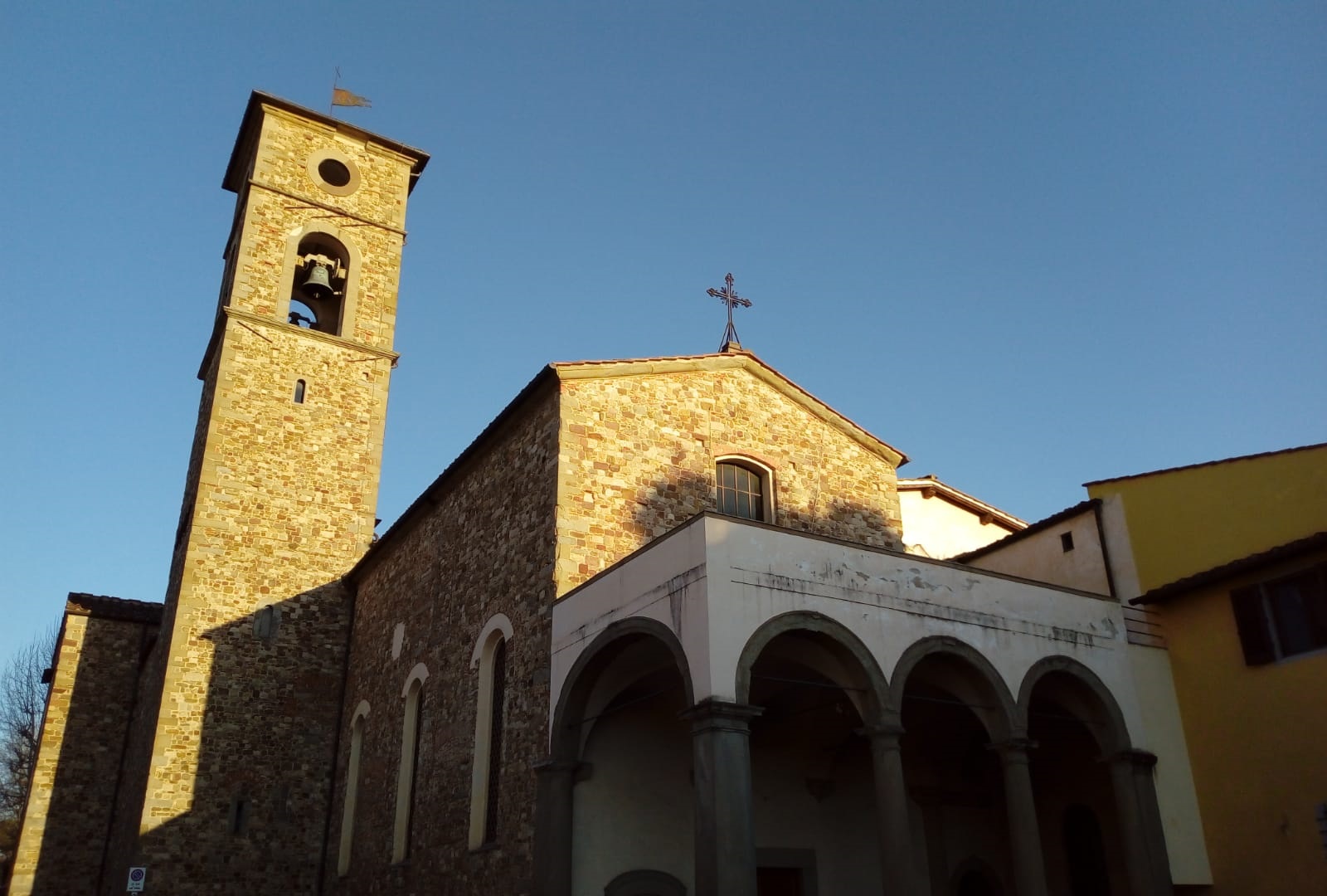 Facciata chiesa