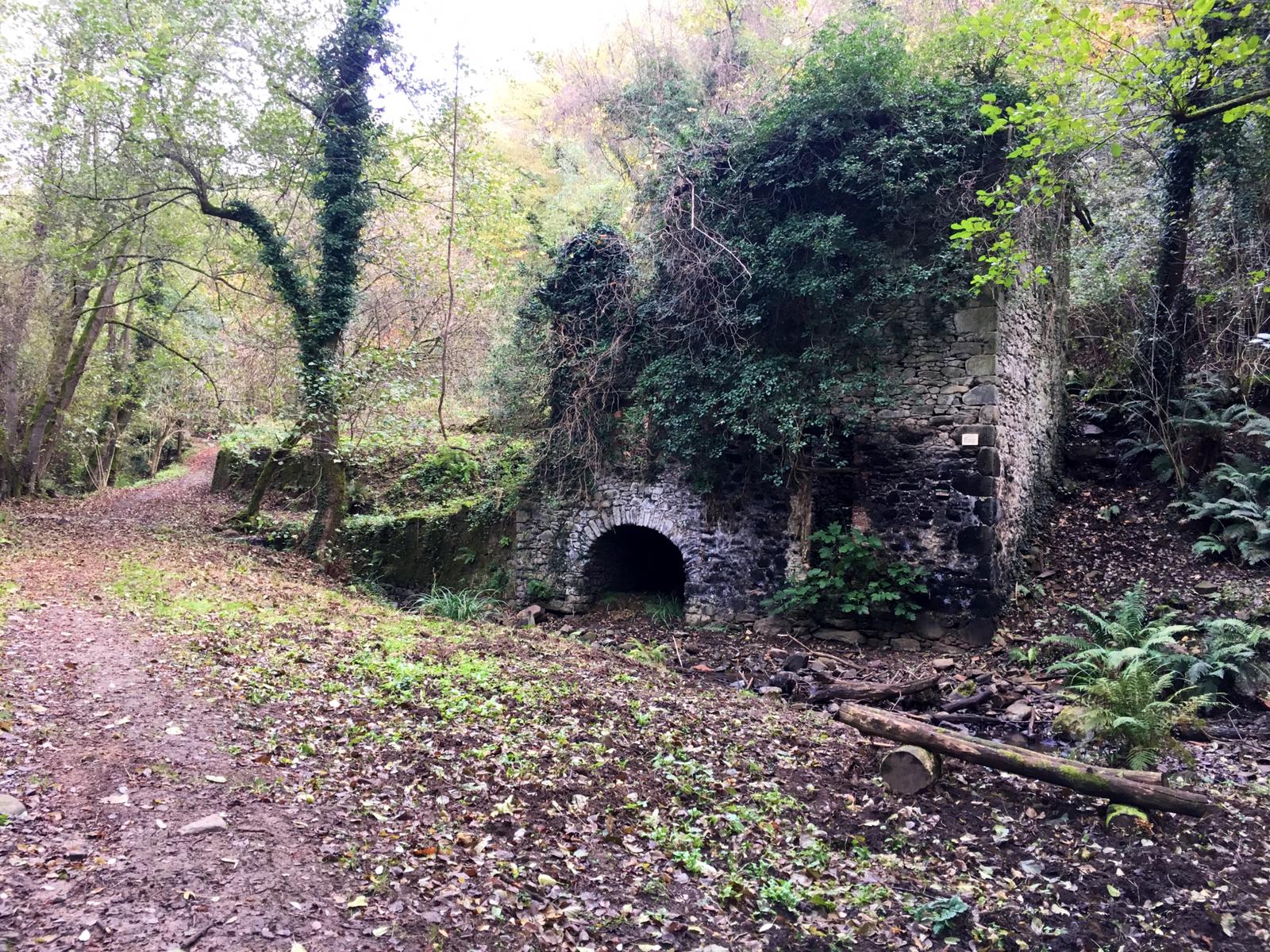 Mulino del Bongi lungo il sentiero La Via dei Mulini