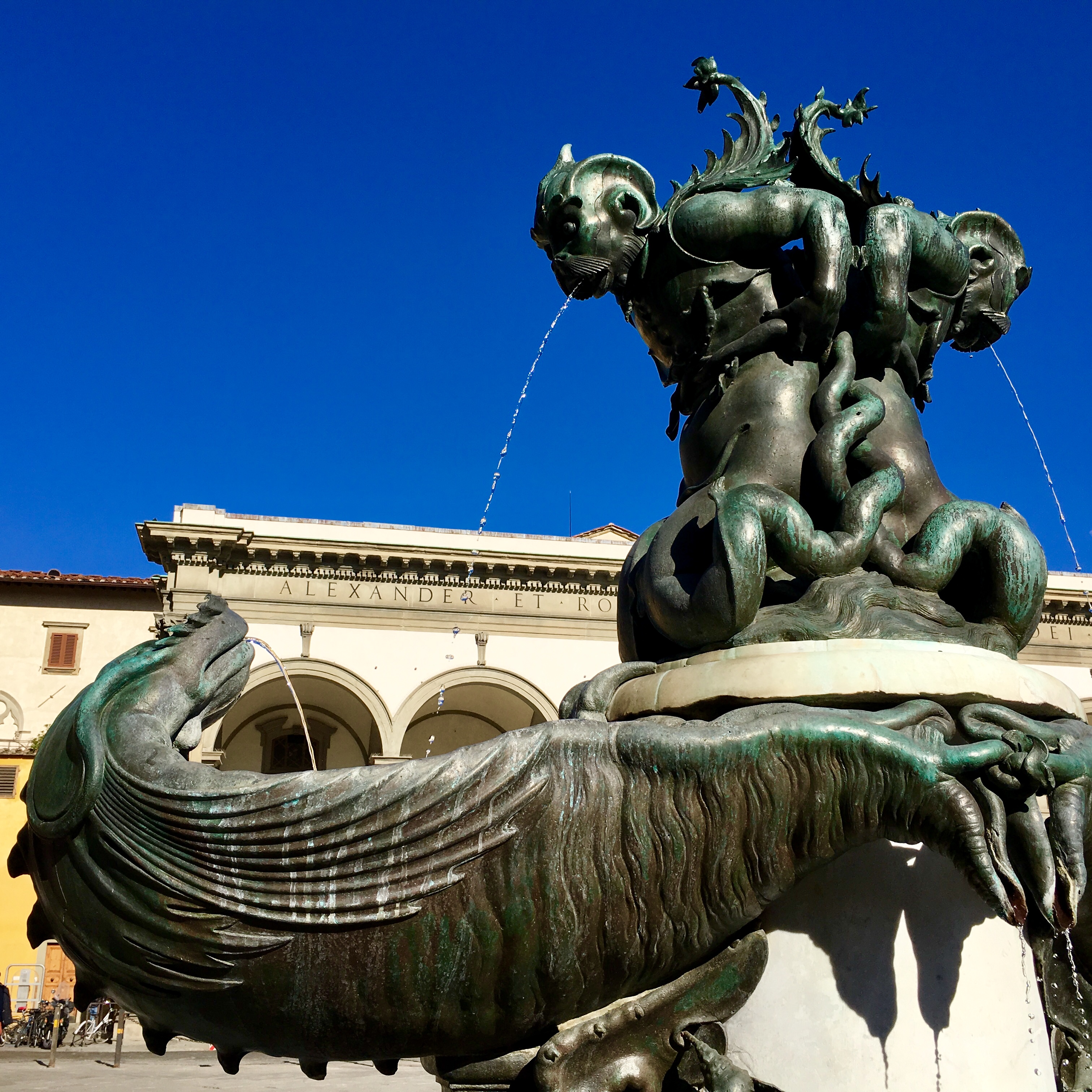 fontana piazza santissima Annunziata