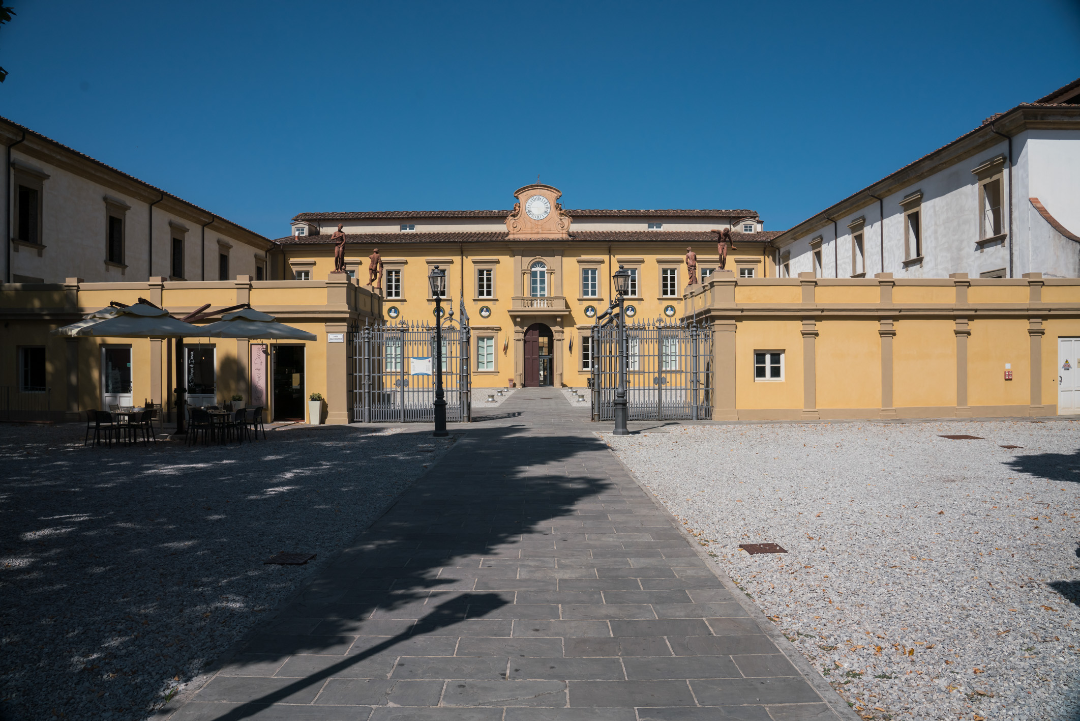 la villa, ora Biblioteca Ragionieri