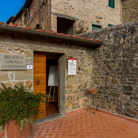 Esterno Biblioteca Leonardiana