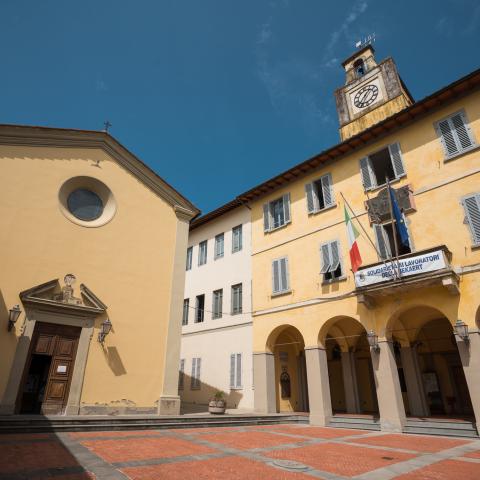 Palazzo comunale e Chiesa di Sant'Alessandro, Incisa
