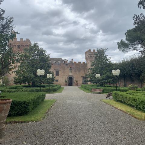 Castello di Oliveto