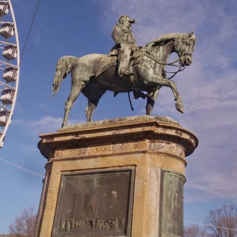 Monumento a Vittorio Emanuele II in Piazza Vittorio Emanuele II